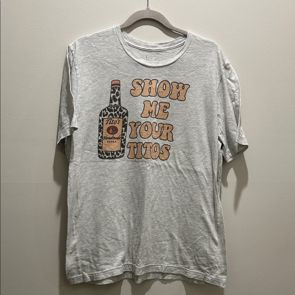 Gray Graphic Men's T-Shirt